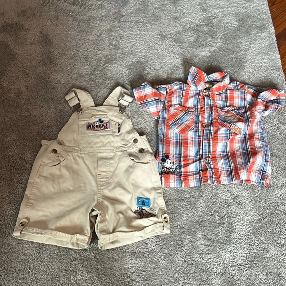 Disney outfit - Picture 1 of 10